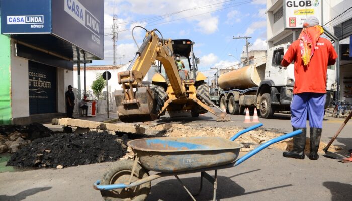 Conclusão de obra evita transtornos para moradores e comerciantes do Centro de Limoeiro