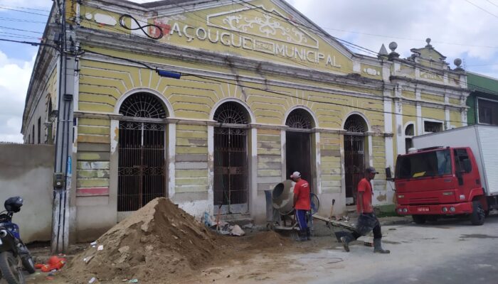 Prefeitura de Limoeiro intensifica ações para concluir Casa da Cultura