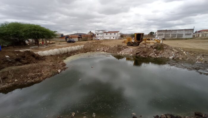 Gestão municipal acompanha início das obras da Academia da Saúde do Morada Nova