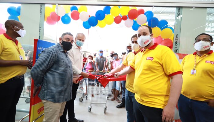 Gestão municipal participa da inauguração do Novo Atacarejo em Limoeiro