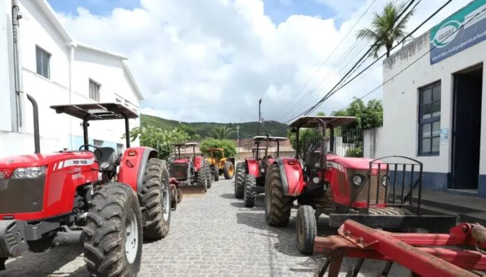 Prefeitura de Limoeiro lança Programa Terra Pronta