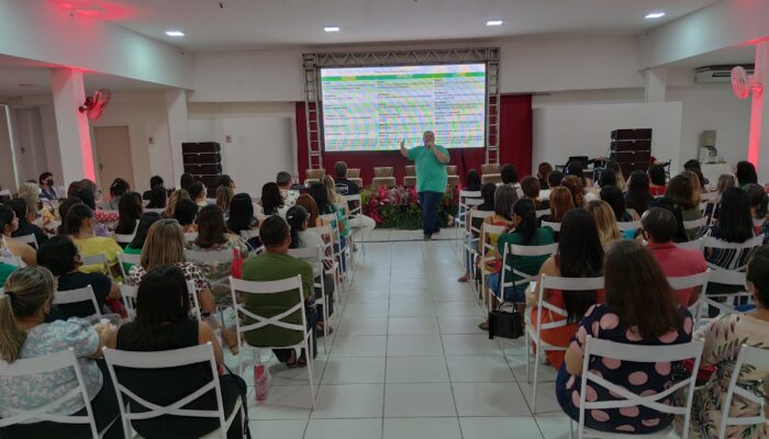 Secretaria Municipal de Educação e Esportes realiza 2ª Formação em Rede