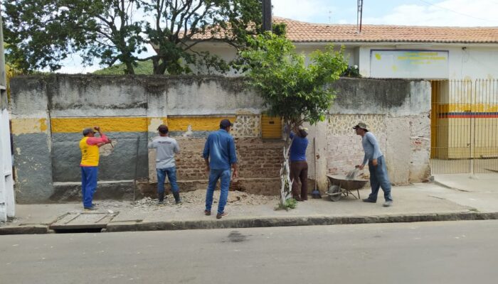 Escola Municipal João Heráclio Duarte passa por reforma