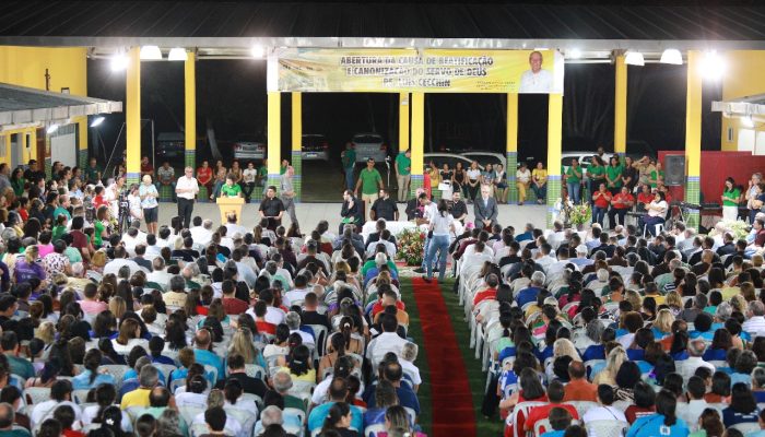 Comunidade católica de Limoeiro vivencia abertura da Causa de Beatificação e Canonização de Padre Luís Cecchin