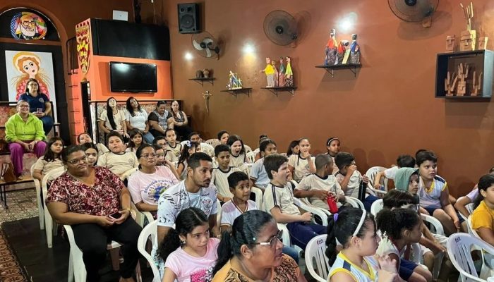 Galpão das Artes recebe encontro do Programa Educação e Família